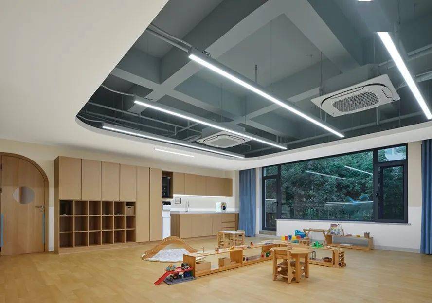 成都彼安吉托育中心johnlistudio