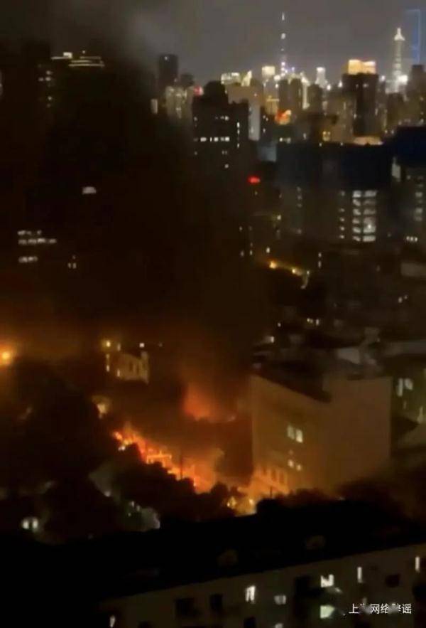 上海一小区搞篝火晚会庆祝解封酿成火灾？假的！