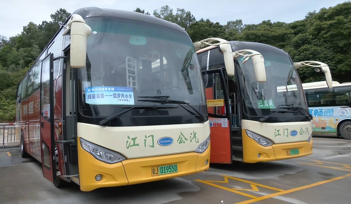 江门公汽新增近20条校园公交专线明天开始正式运行