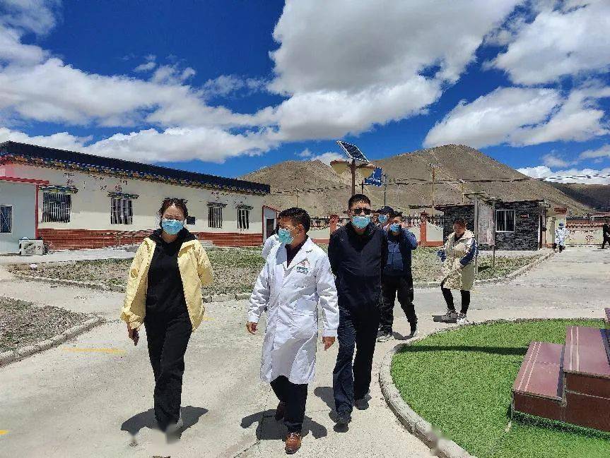 玉树市人民政府副市长永措赴三个乡镇开展调研督导工作