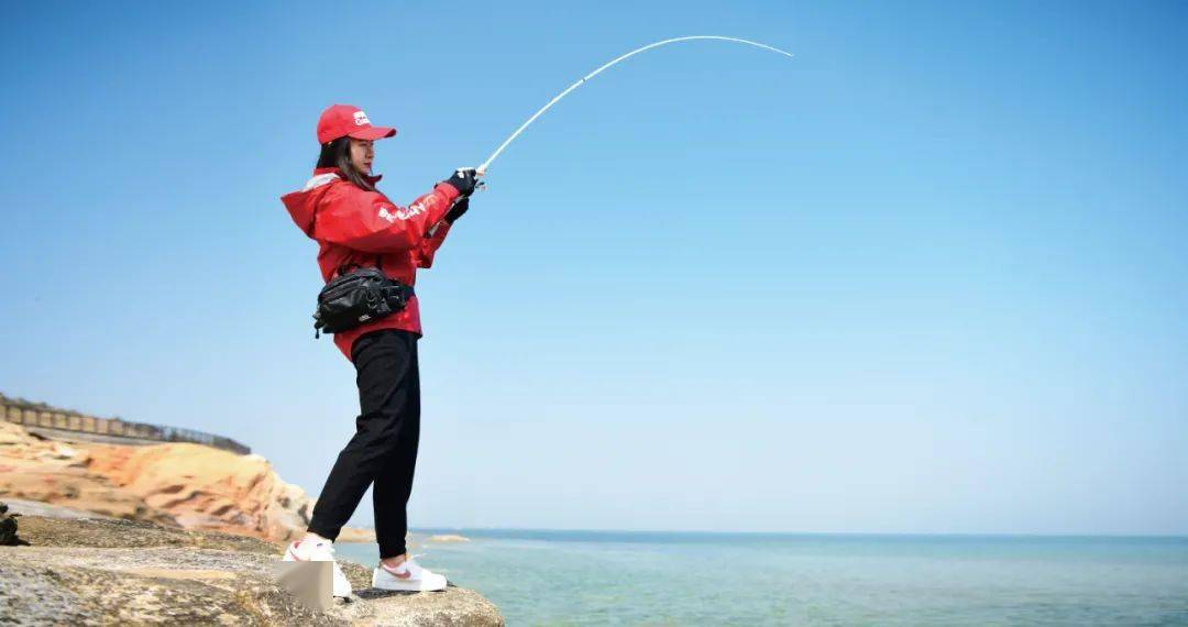 英姿飒爽女钓手王一船第四篇感受篇做你喜爱的事没有苦只有享受