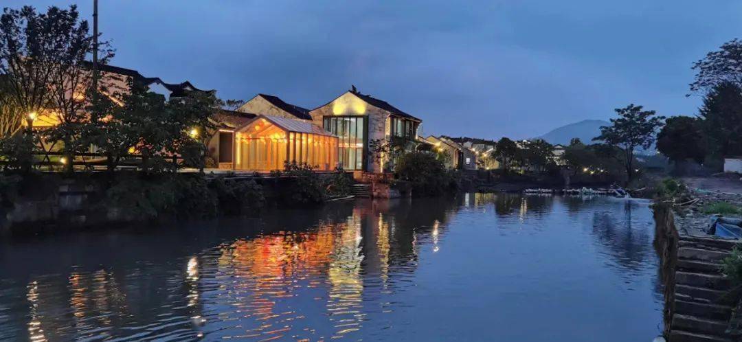 蓝城小镇战略的另一面城乡有机更新