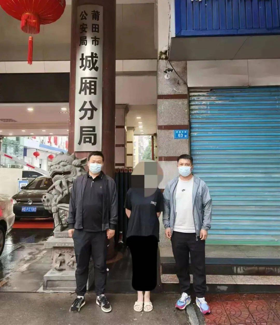 黄冈汪某女21岁被警方抓获