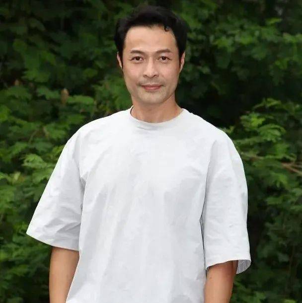 张达伦与儿时偶像合作拍戏：唔收片酬都制_Zachary_机会_麦兆辉