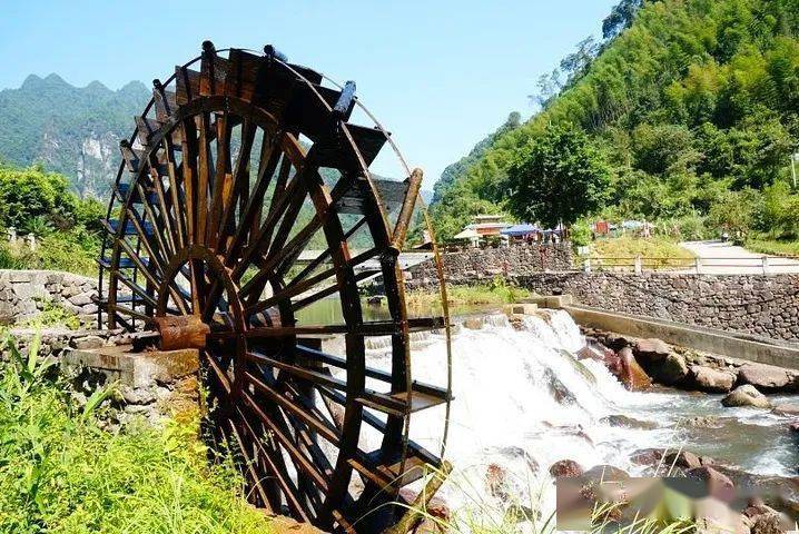 金秀岭祖大峡61巴勒山,丰鱼岩汽车纯玩2天