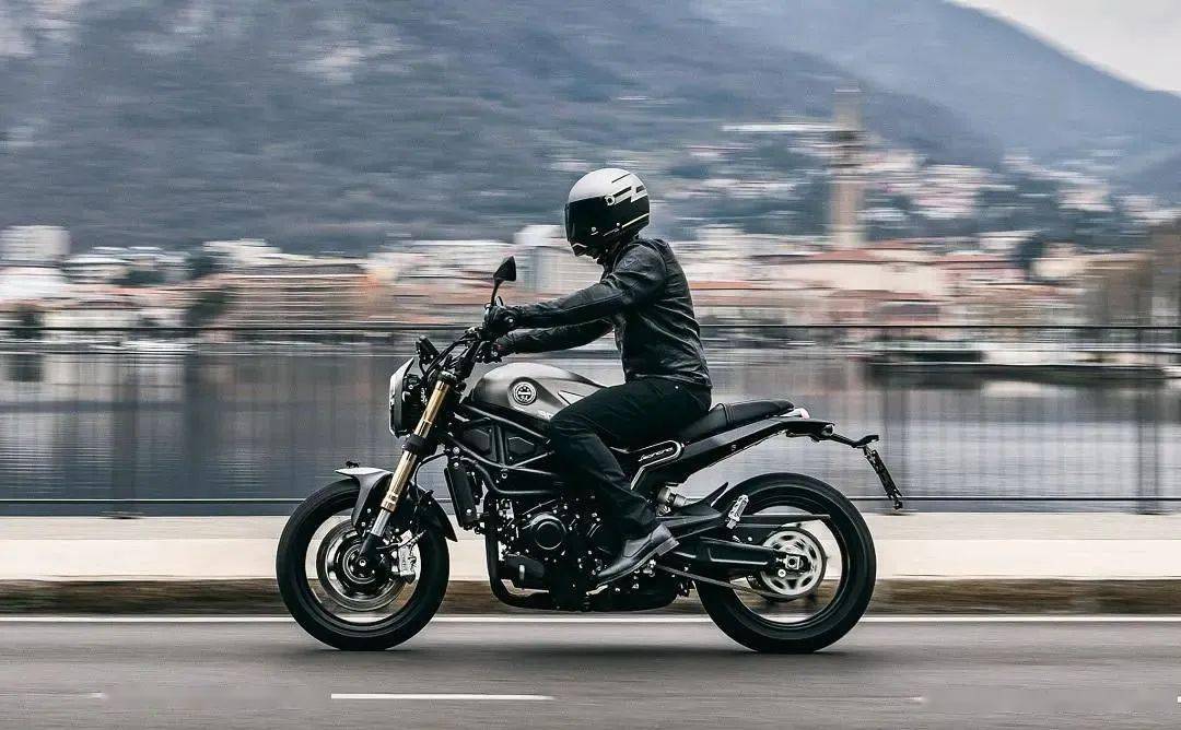 更帅更精致2023款贝纳利幼狮800海外版曝光