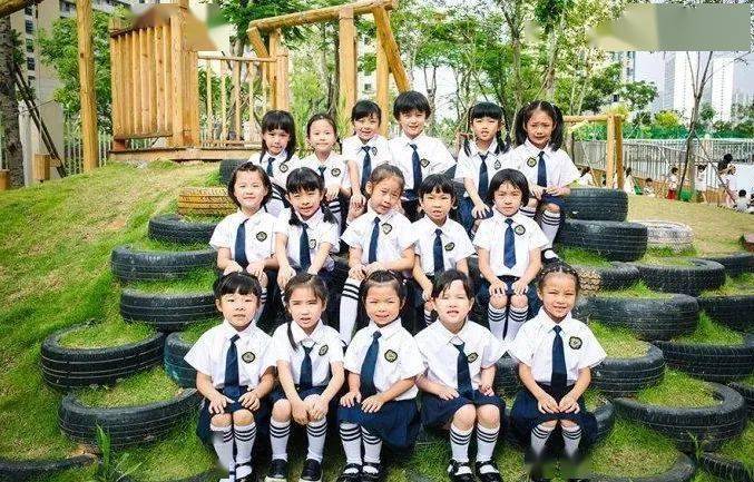 给幼儿园小朋友的毕业照拍摄姿势图鉴
