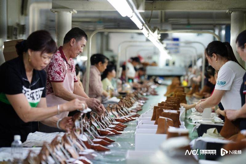 更多传统代工的中小型工厂也参与跨境电商,拓展销售渠道.