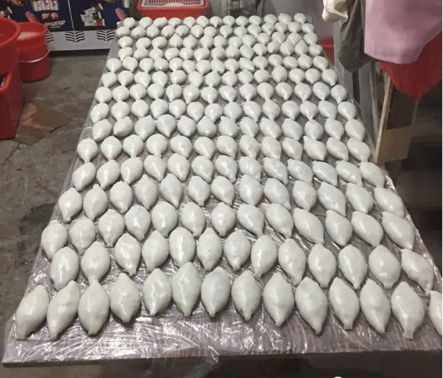 霞葛的绿豆饼仙塘红蟳梅岭牡蛎甲洲鸡母埭大虾下傅紫菜都说漳州是一座