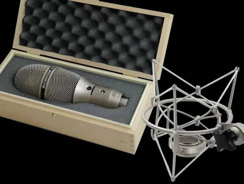 麦克风界军事武器microtechgefellumt800大振膜电容麦克风