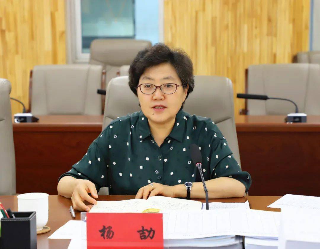 自治区生态环境厅党组书记厅长杨劼赴综合保障中心生态环境督察技术