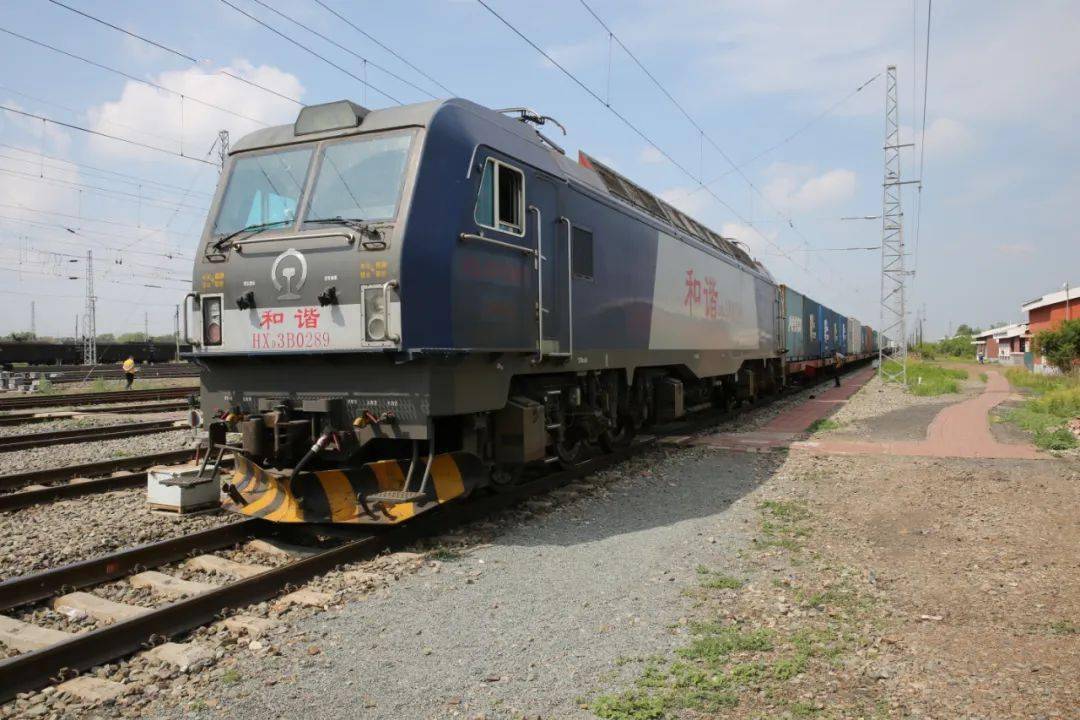 三间房站,厉害了!_调度_次列车_压力