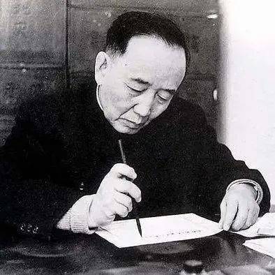 全了!郭沫若书法,不服不行!_郭体_文化_研究 全了!郭沫若书法,不服不行!_郭体_文化_研究