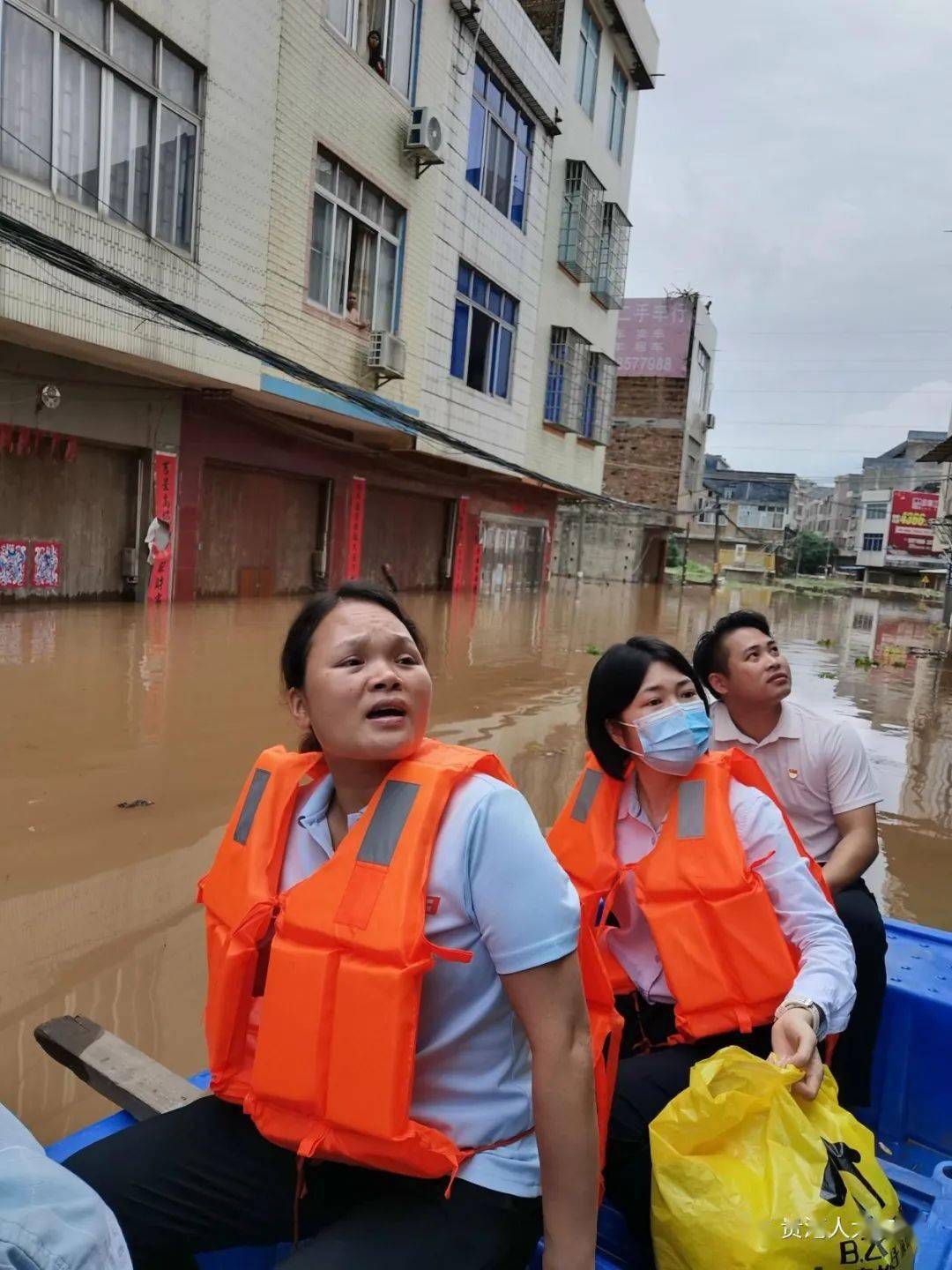 乡镇人大社步镇人大人大代表为人民抗洪一线显担当