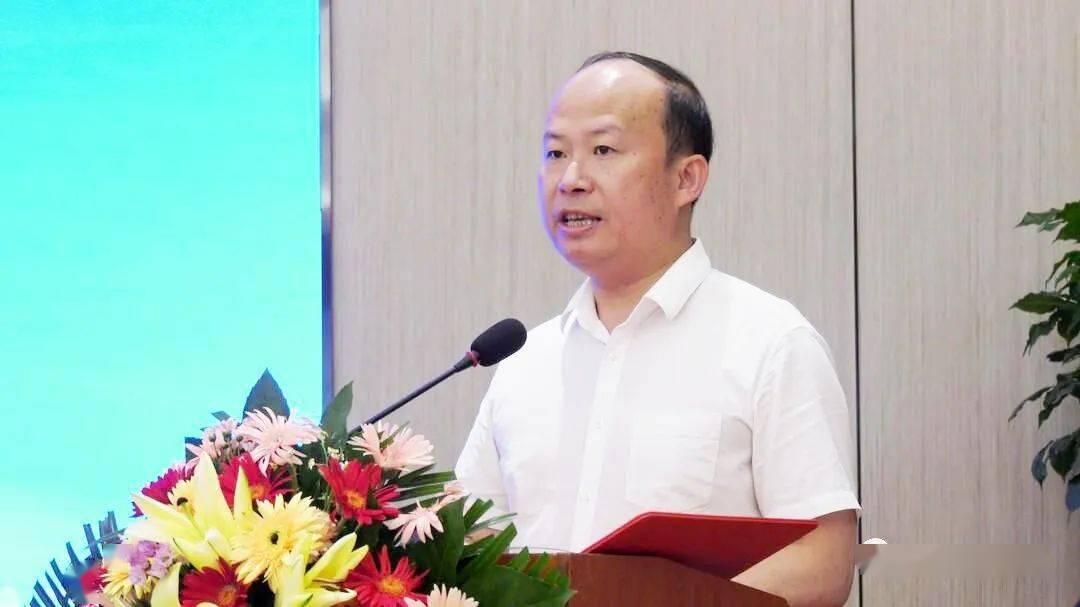 孙浩表示,我县将以最大的诚意,最大的决心和最大的力度,为来衡阳县