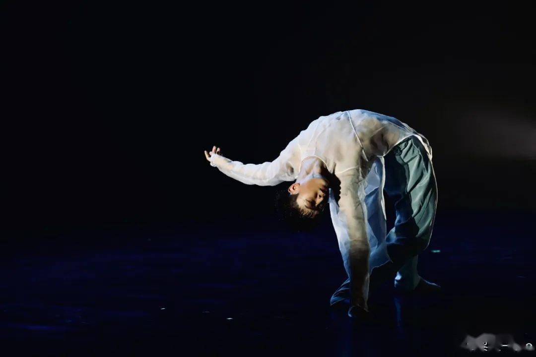 2022年,是黎星跳舞的第22个年头_舞蹈_舞剧_军艺