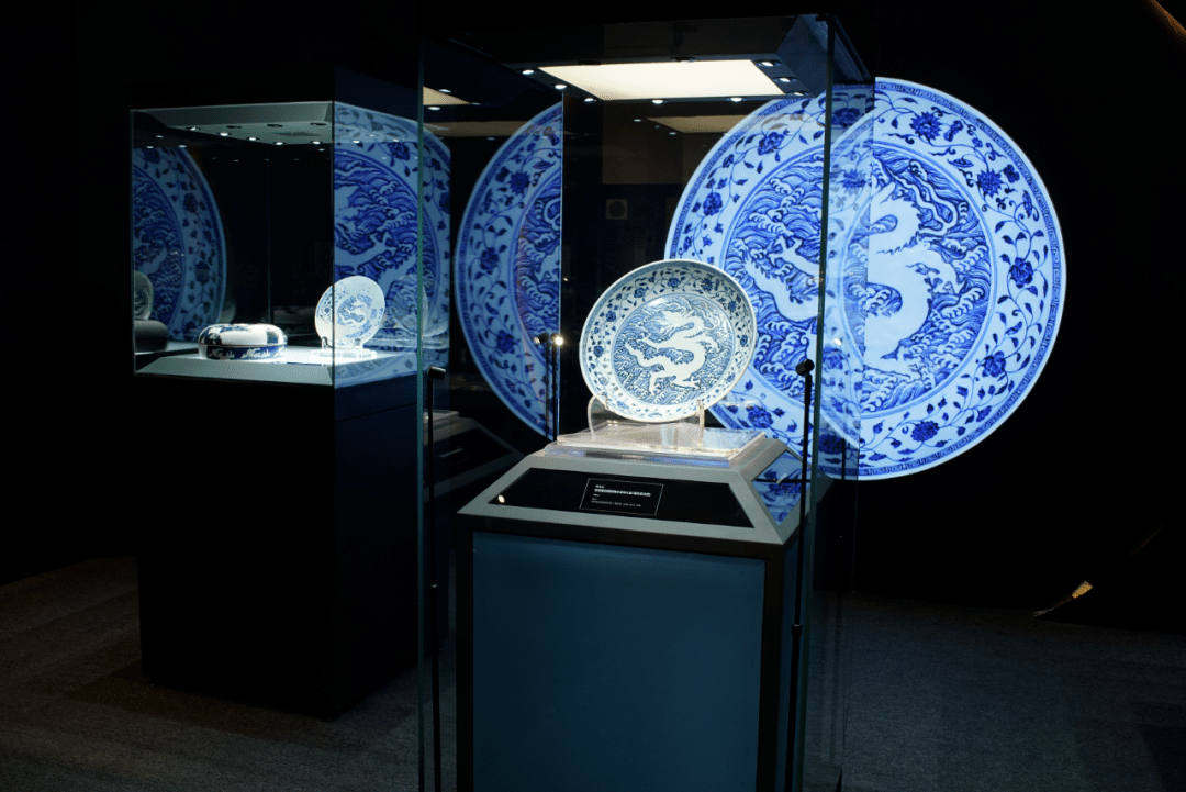 解码千余年青花瓷文化史,"青花的故事"特展保利艺术博物馆重磅呈现