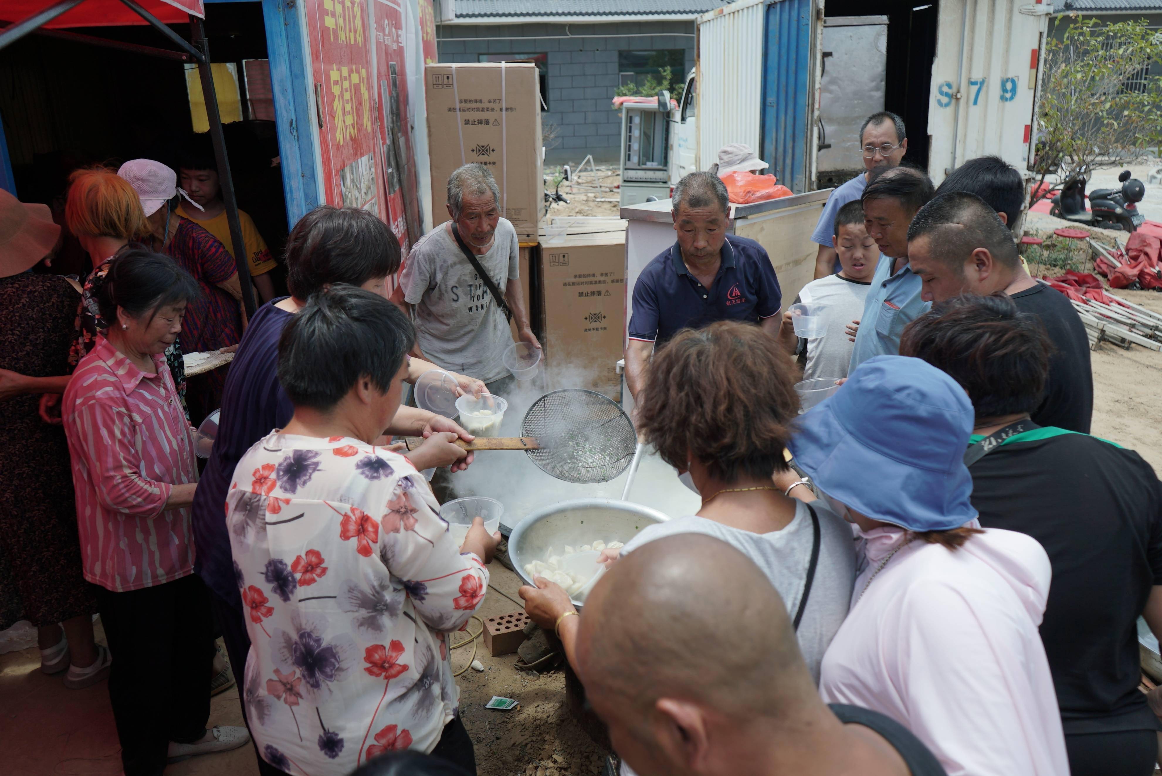 「灾后重建」汜水镇老君堂村:欢喜搬新家,幸福长相随_群众_建设方