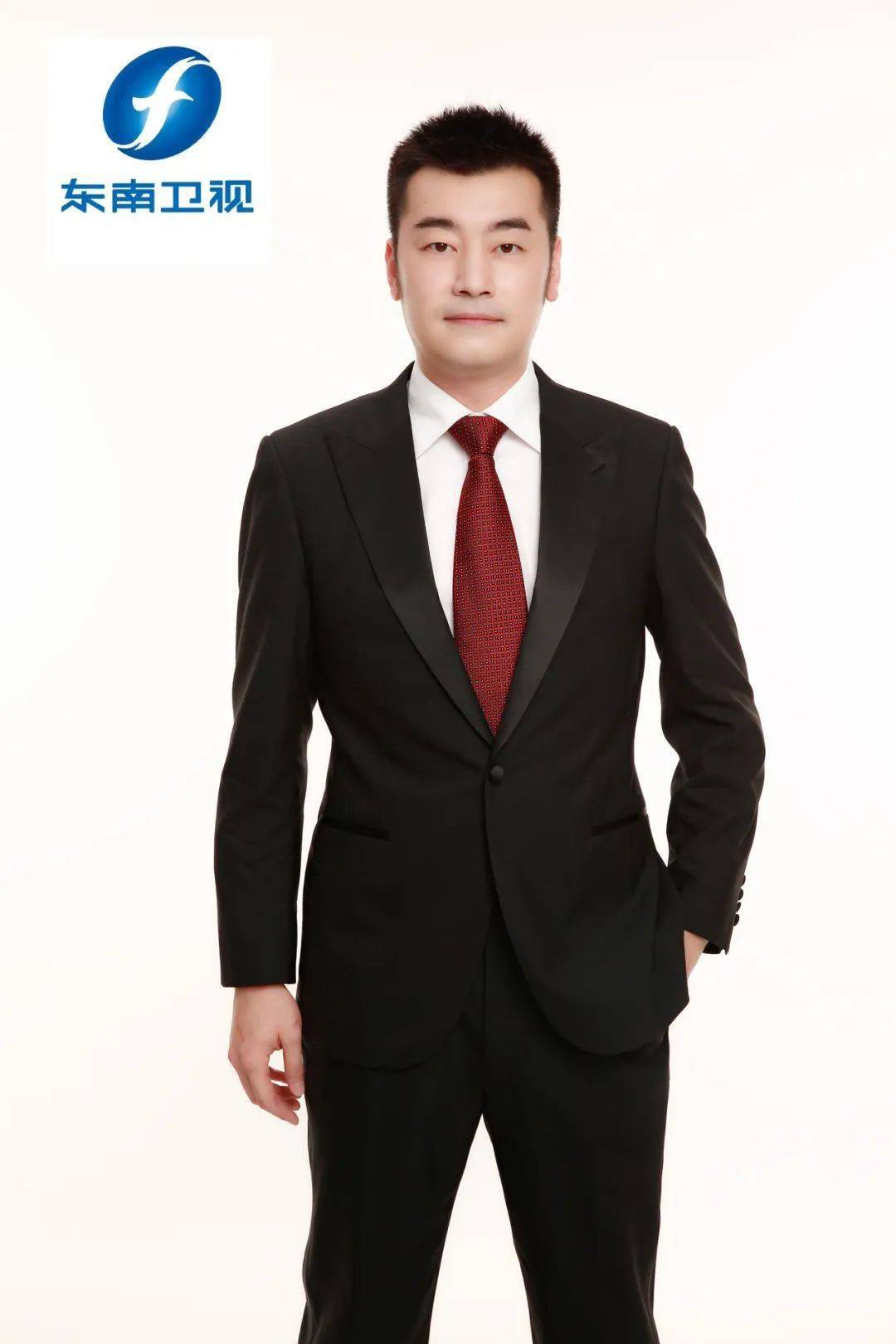 校友曹一楠担任福建省广播影视集团主播目前,校友曹一楠正在参与"逐梦