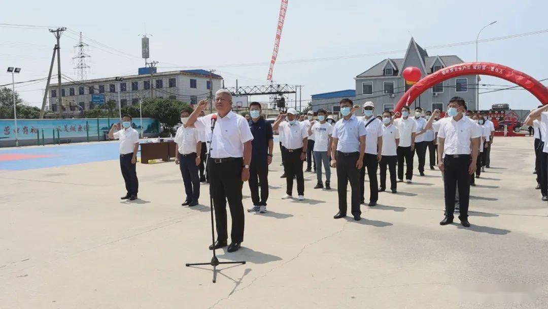 2022年芦屯镇安全生产月安全生产鲅鱼圈行活动启动