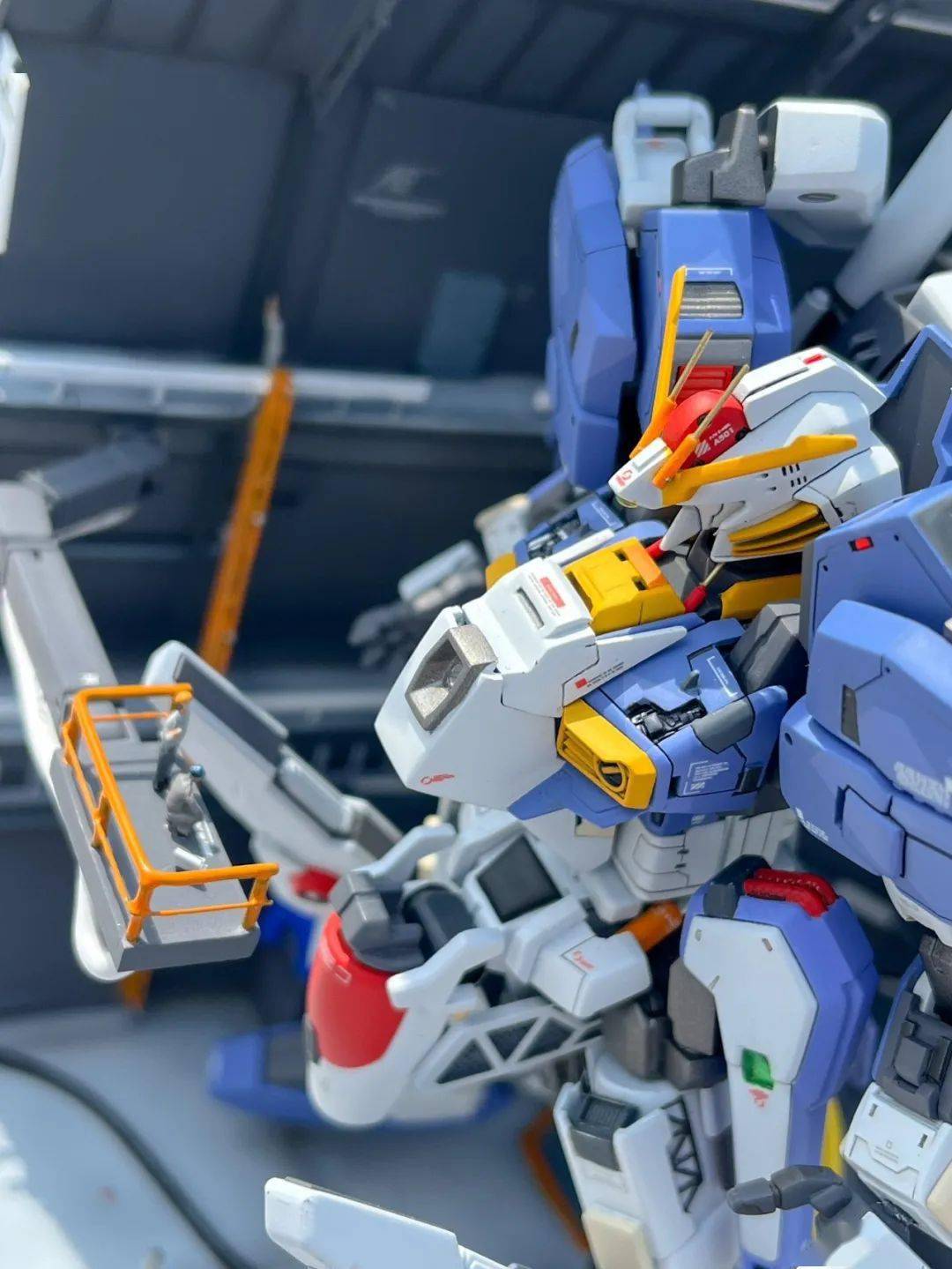 exs高达改造维修场景绝绝子