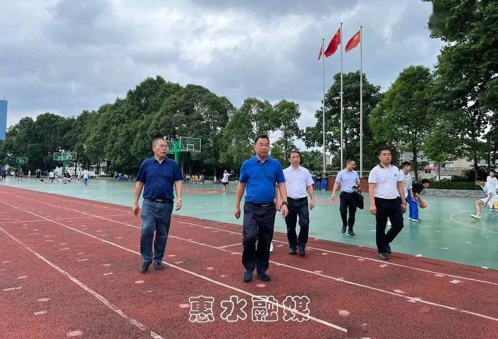 徐光信:高标准严要求 为中考保驾护航_工作时_惠水县_考生