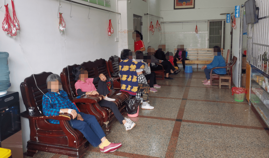 藤县太平镇某村诊所设在自家里还输液被查