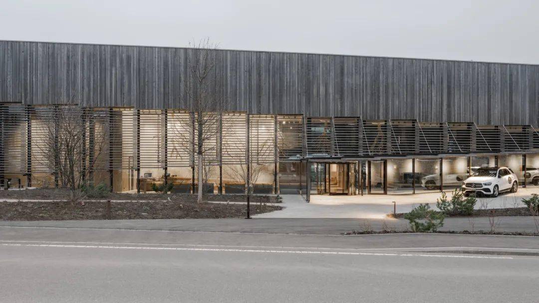 ��������ʿ���Ƶ꣬����BIG����ƣ��ݻ��Ƶ��һ������