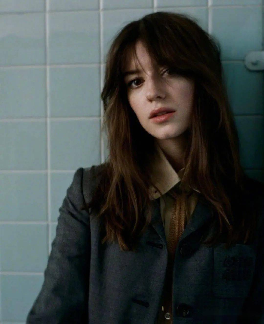 英伦文艺美人黛西·埃德加-琼斯《gq heroes》封面写真大片_沼泽_女孩