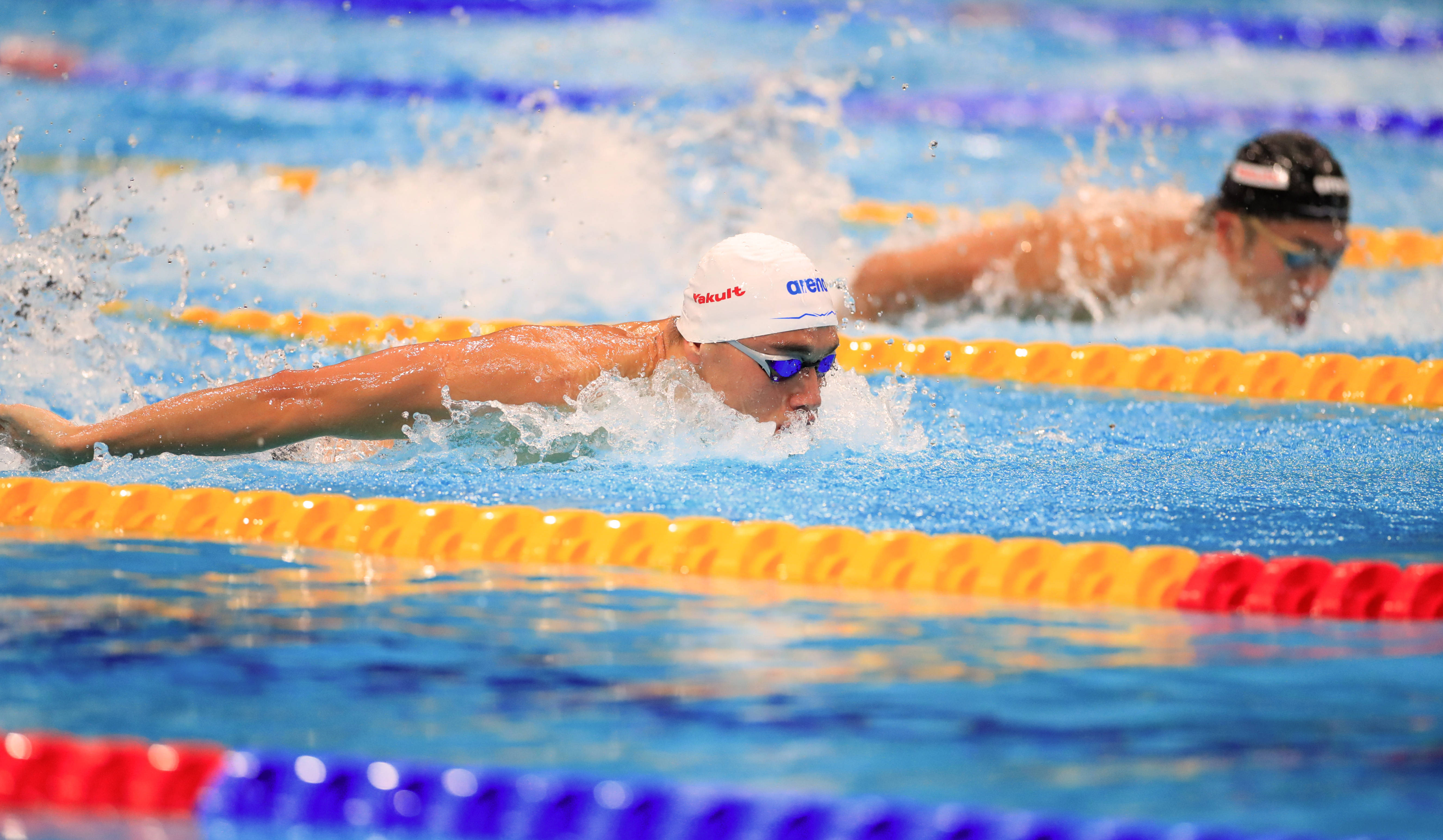 游泳世锦赛匈牙利选手获男子100米蝶泳夺金