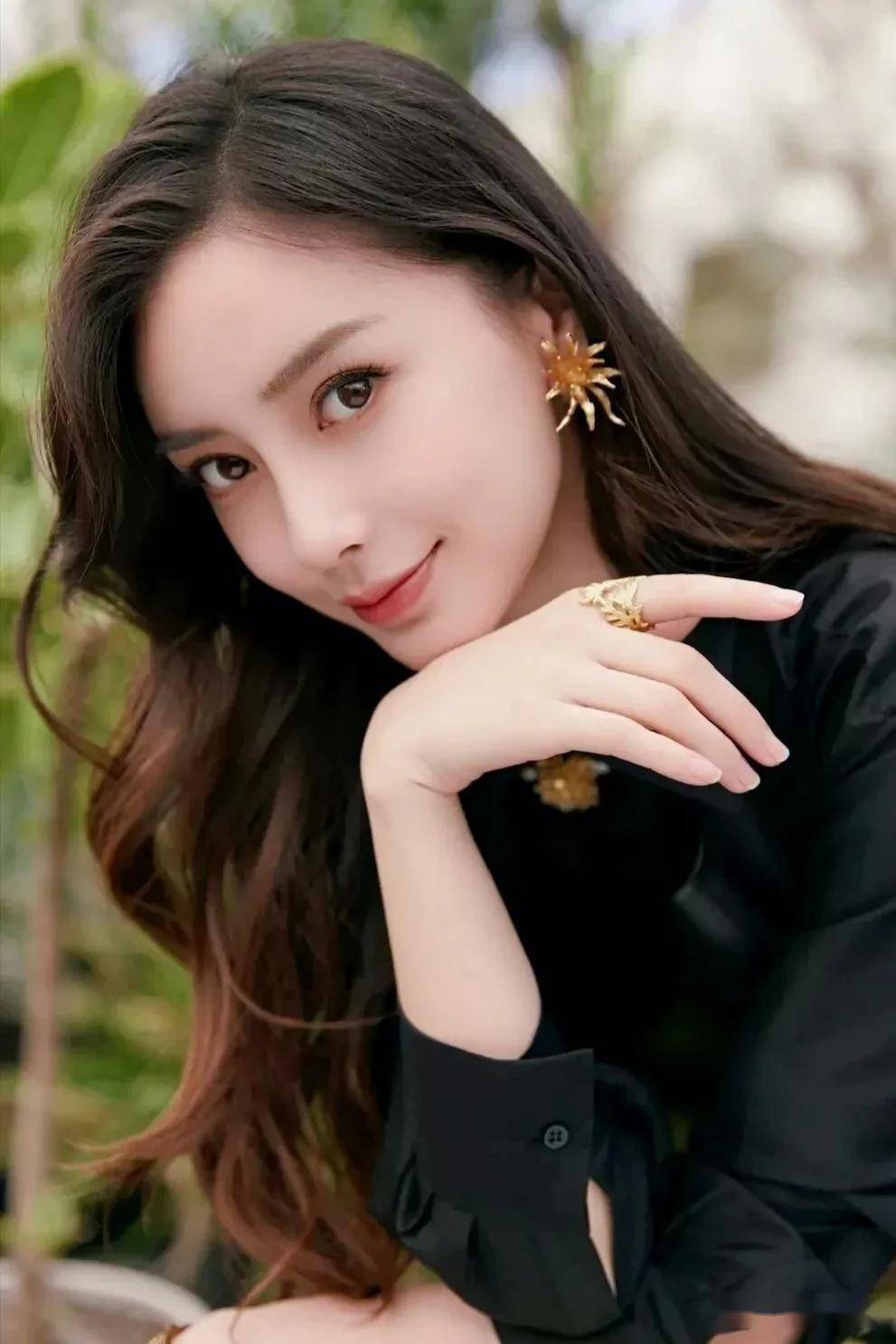 杨颖:明艳动人_杨颖