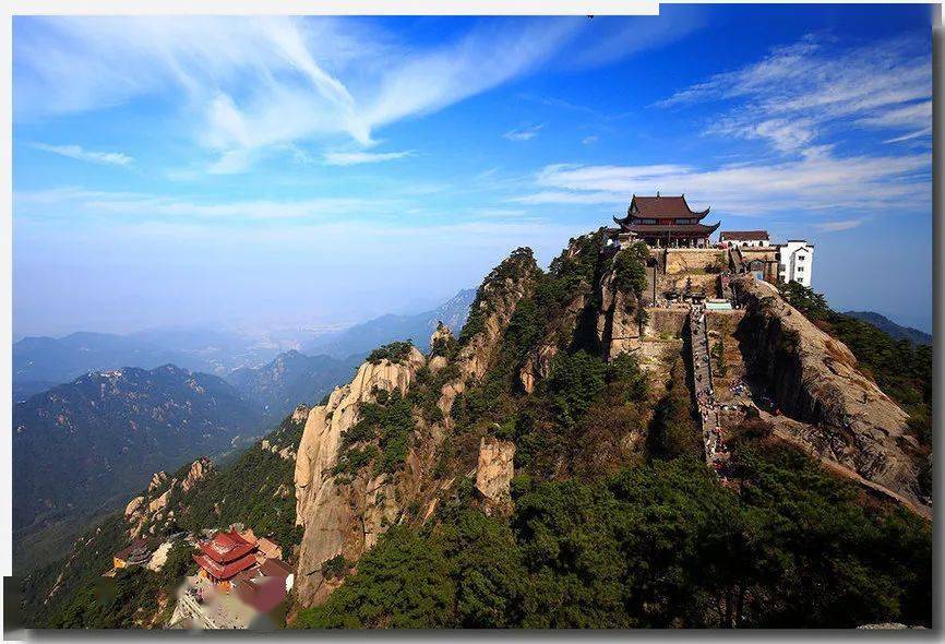 早餐後換乘景區交通車前往【中國四大佛教名山—九華山】(九華山景區