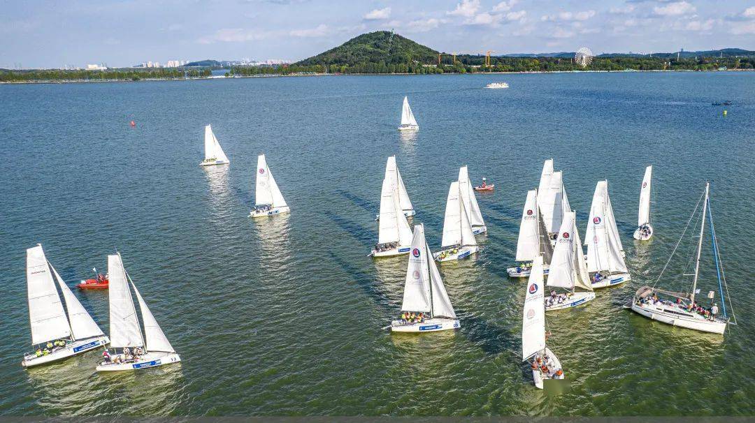 在东湖玩帆船的快乐,只有0次和无数次_运动_比赛_大航海时代