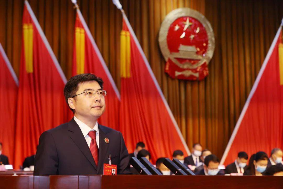 基层动态荥阳代检察长宋君华在荥阳市第六届人民代表大会第一次会议作