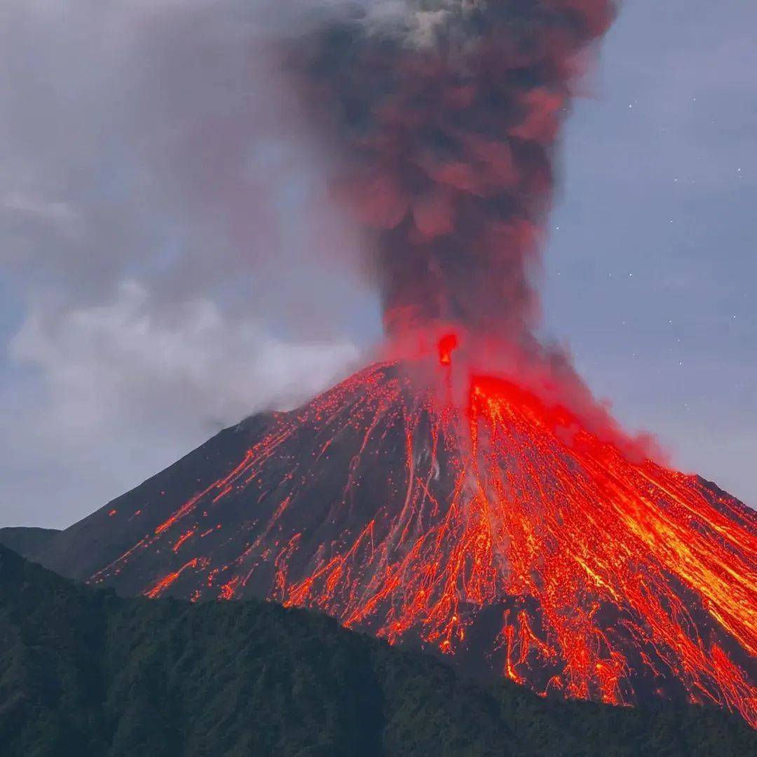 火山喷发示意图,火山剖面图,火山喷发图片_大山谷图库