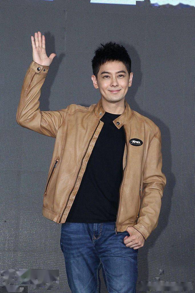 47岁林志颖在台出席记者会与弟弟林志鑫罕见同台