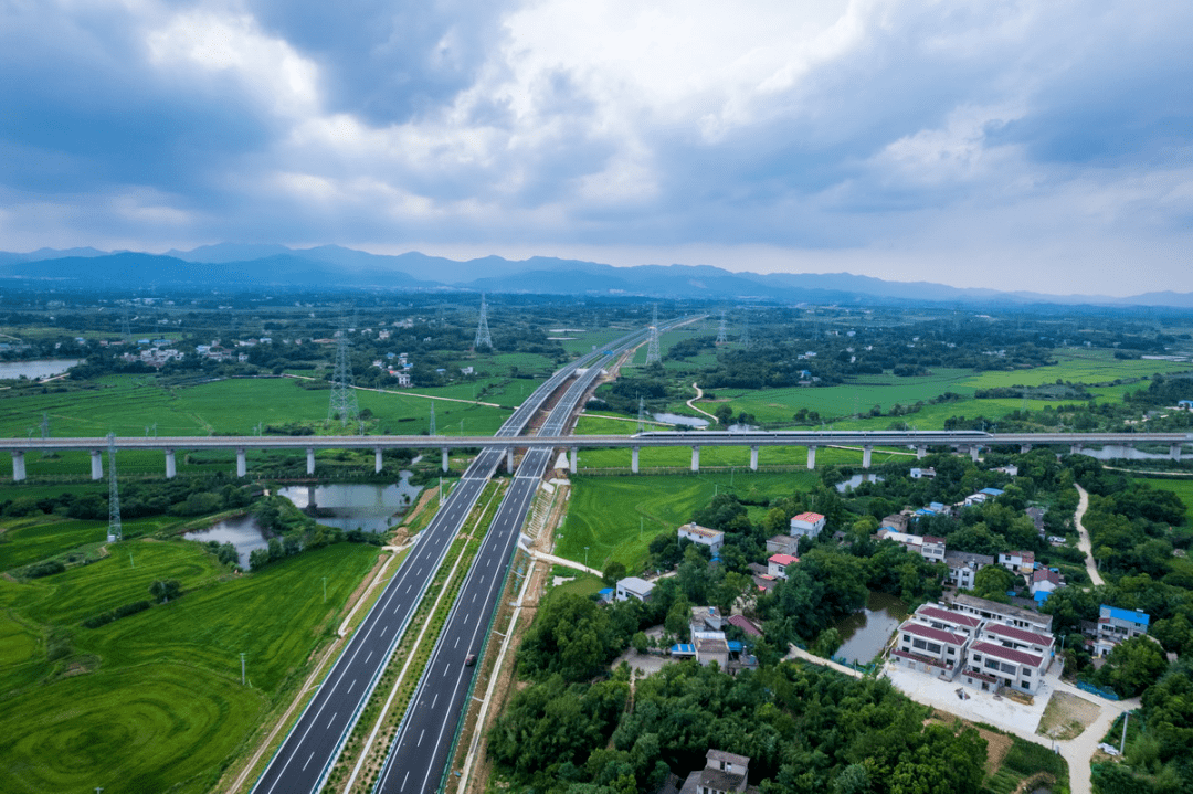 六大行动进行时丨安徽交控集团:高速公路建设投资奋力实现“双过半”_项目_池祁_建设