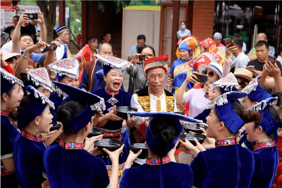 防城区,宁明县等8个县(区,市,终于百色市那坡县,风景道主要由g219