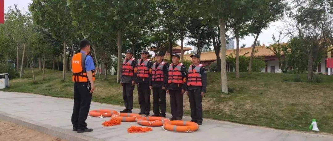 【一线动态】拧紧“防溺水”安全阀 筑牢夏季安全防线_公园_市民_广场