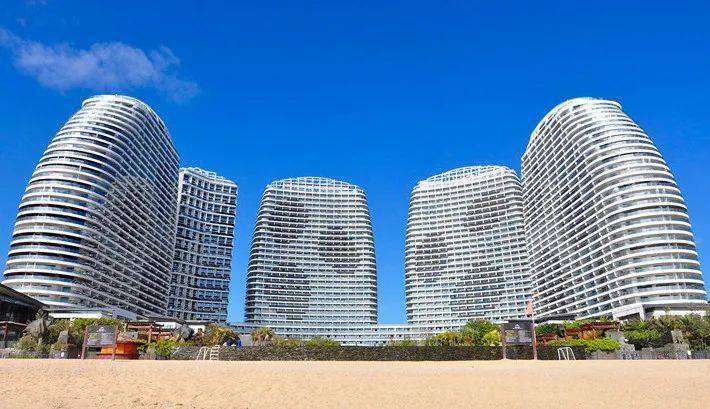 檀悦豪生温泉度假酒店 -高级海景房(阳台带泡池)含双人自助早餐+自助晚餐+畅游网红无边际泳池_套餐_度假_檀悦