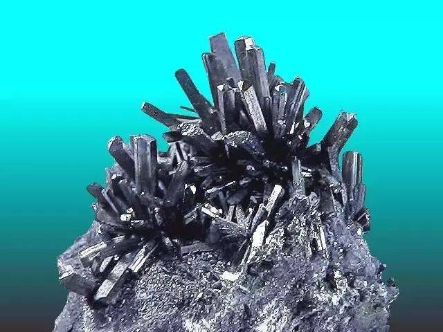 锑矿 | 矿物特性及找矿经验_锑华_氧化物_铅矿