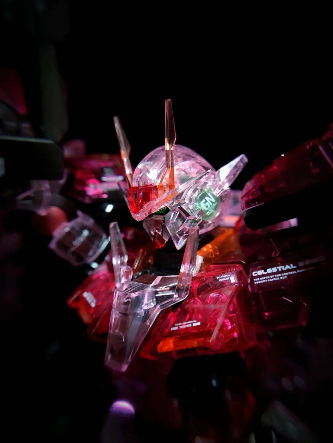 闪光的石榴石:mg三红彩透00r制作_公众_荧光_来稿