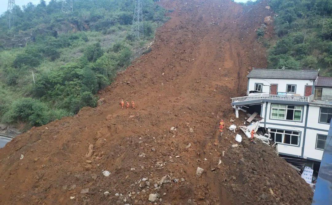 三河村下坝社云南昭通盐津县柿子镇7月11日18时44分7月11日18时46分