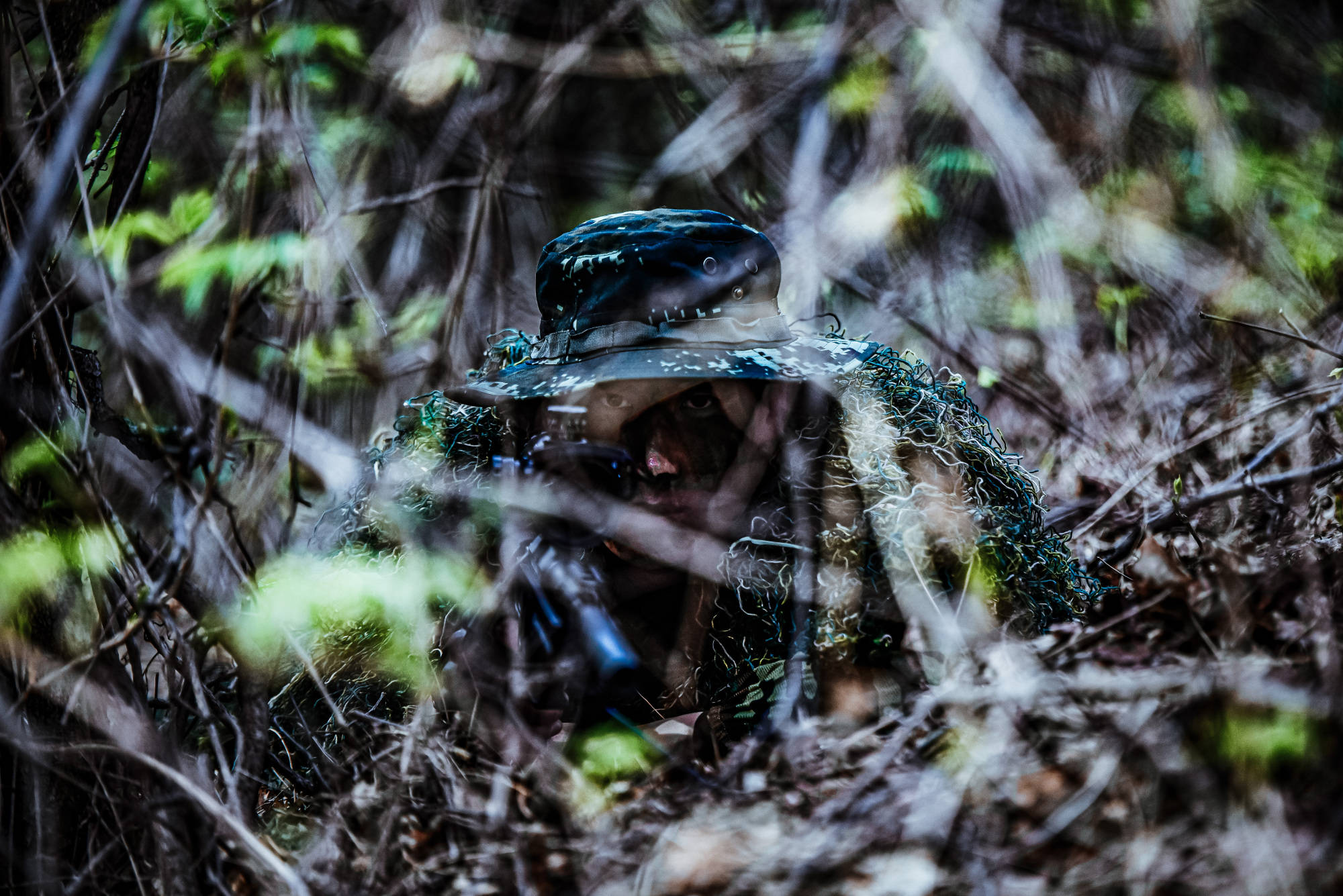 武警天津总队机动支队开展侦察行动演练