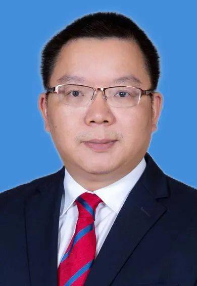 吴永丰男,1979年6月出生,蕉岭县人民医院党委委员,团委书记,放射科