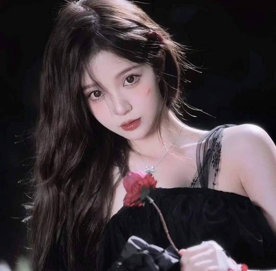 温柔女生头像 | 和我看一万次日落吧_女孩_大脑_日月
