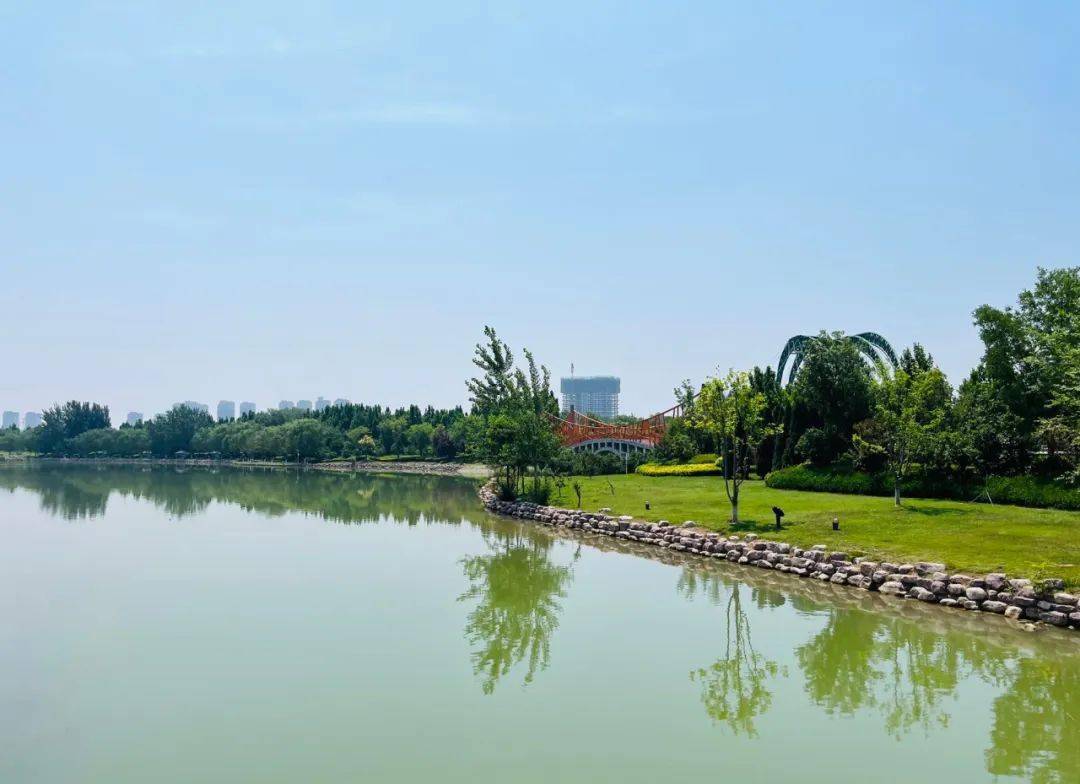 【平原文旅】夏日凤湖美 湖水清清泛涟漪~_景区_新乡市_南站
