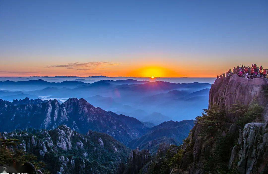 【全景黄山3晚五星住宿 度假康养休闲汽车精品四日游】299元/人