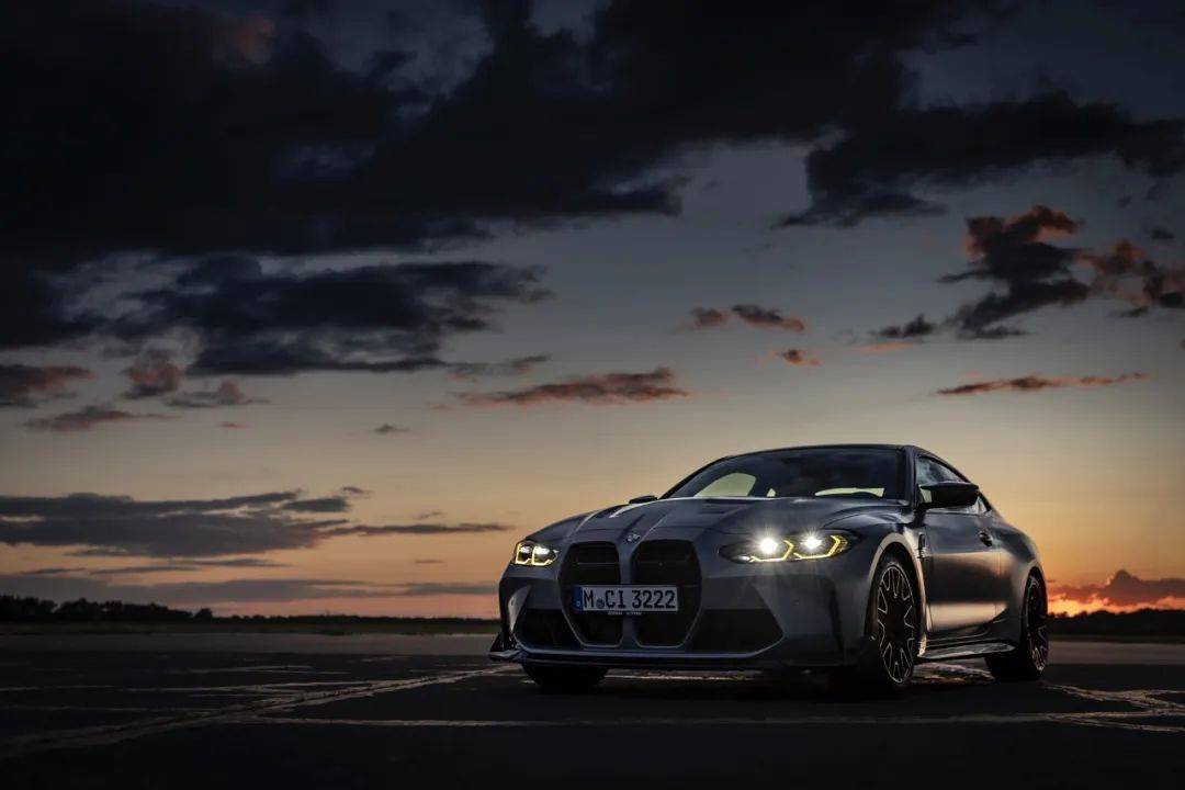 宝马m4 csl黄昏大片,顶级性能,顶级颜值!_搜狐汽车_搜狐网