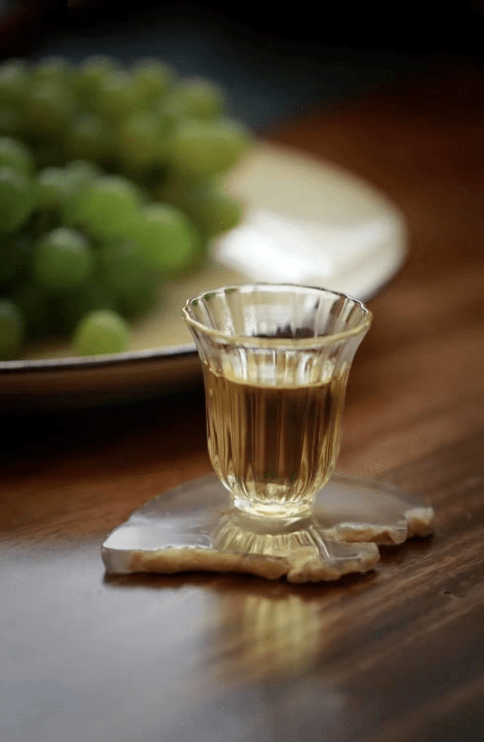 高山古树的白茶工艺那卡白茶汤色透亮回甘生津快香气浓厚越存越香